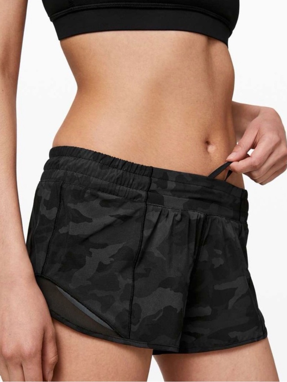 Lululemon black camo Hotty Hot shorts size 10 tall (4”).